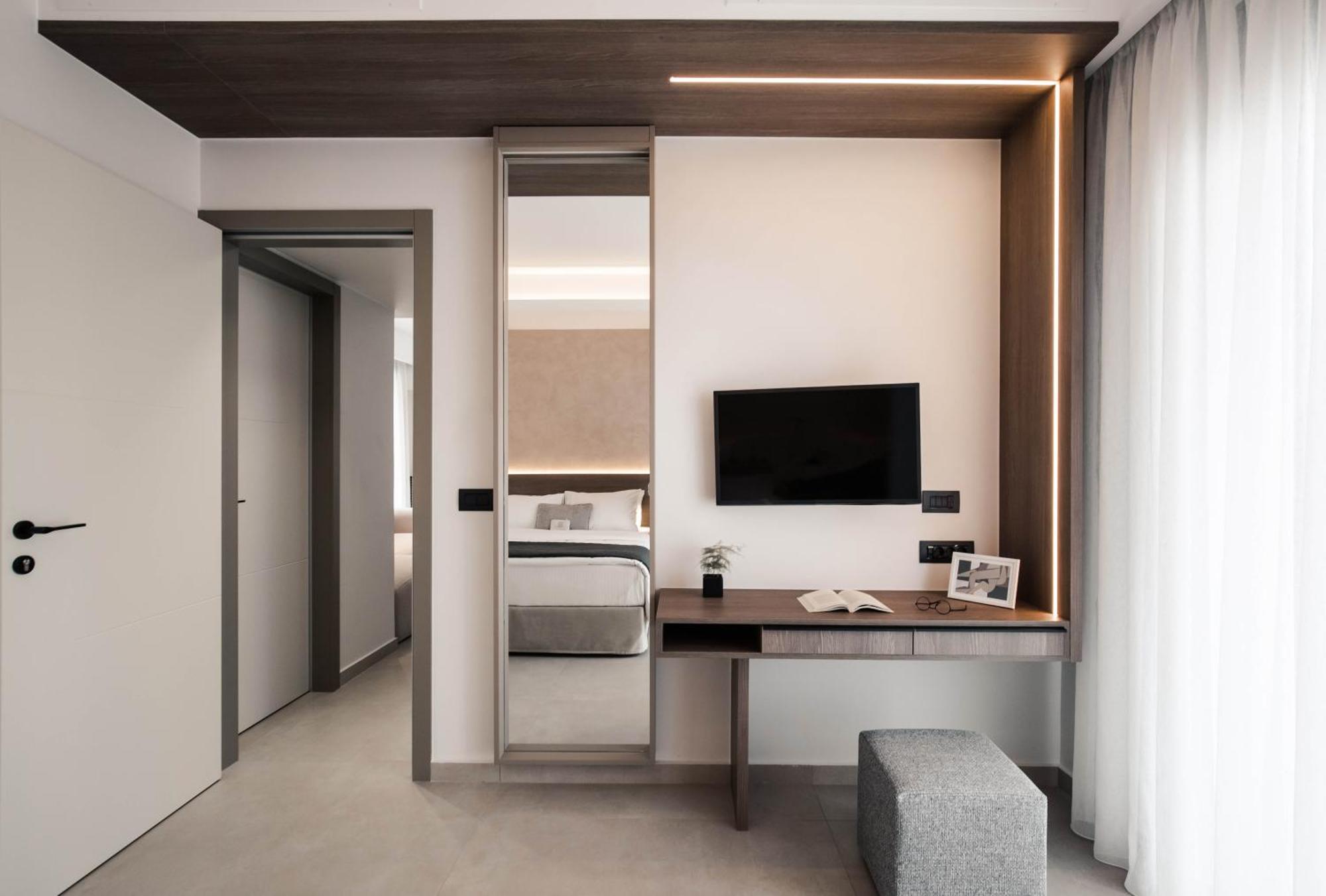 Chania Elegance Suites Chrissi Akti Chania Exterior foto