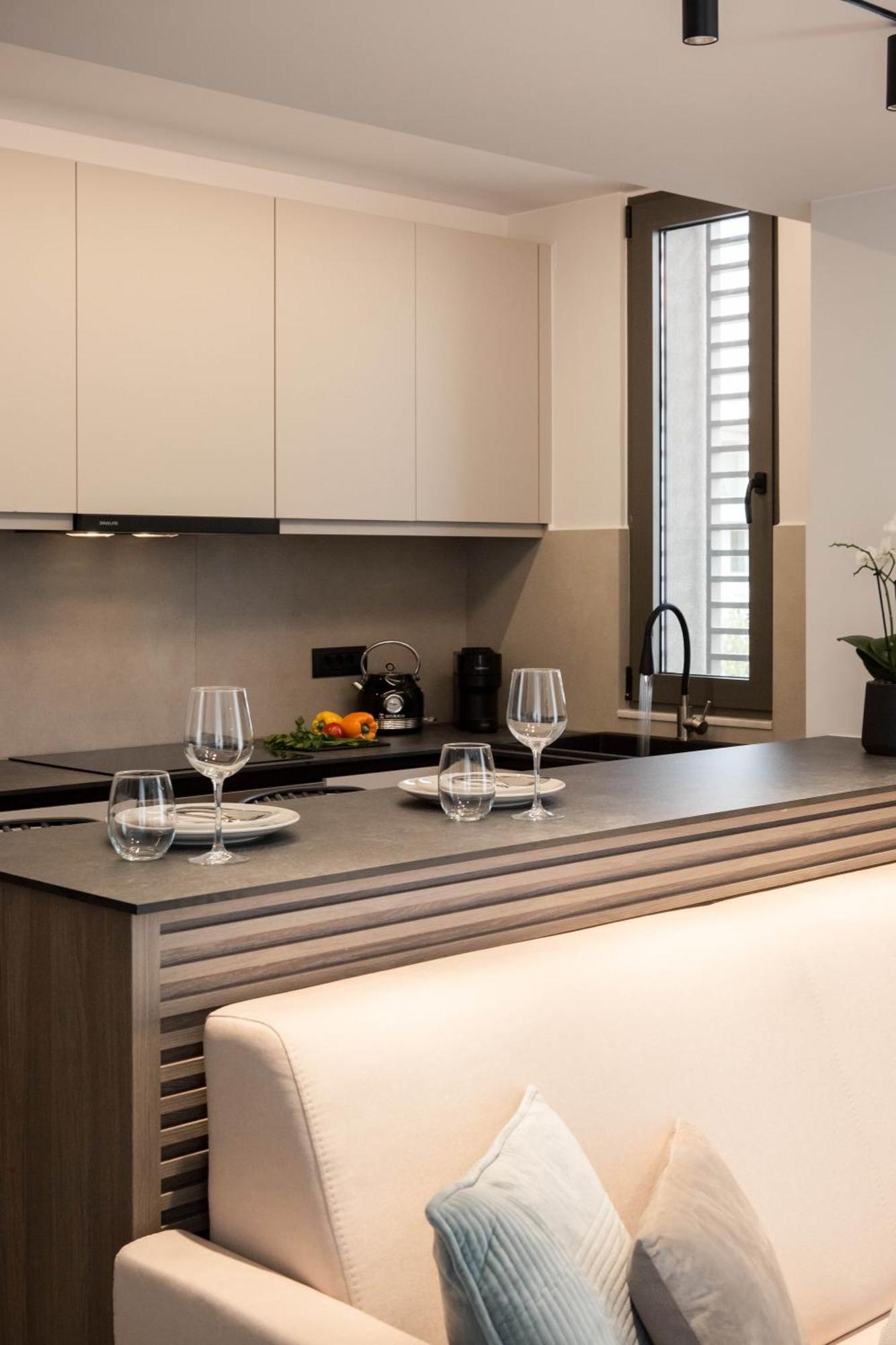 Chania Elegance Suites Chrissi Akti Chania Exterior foto